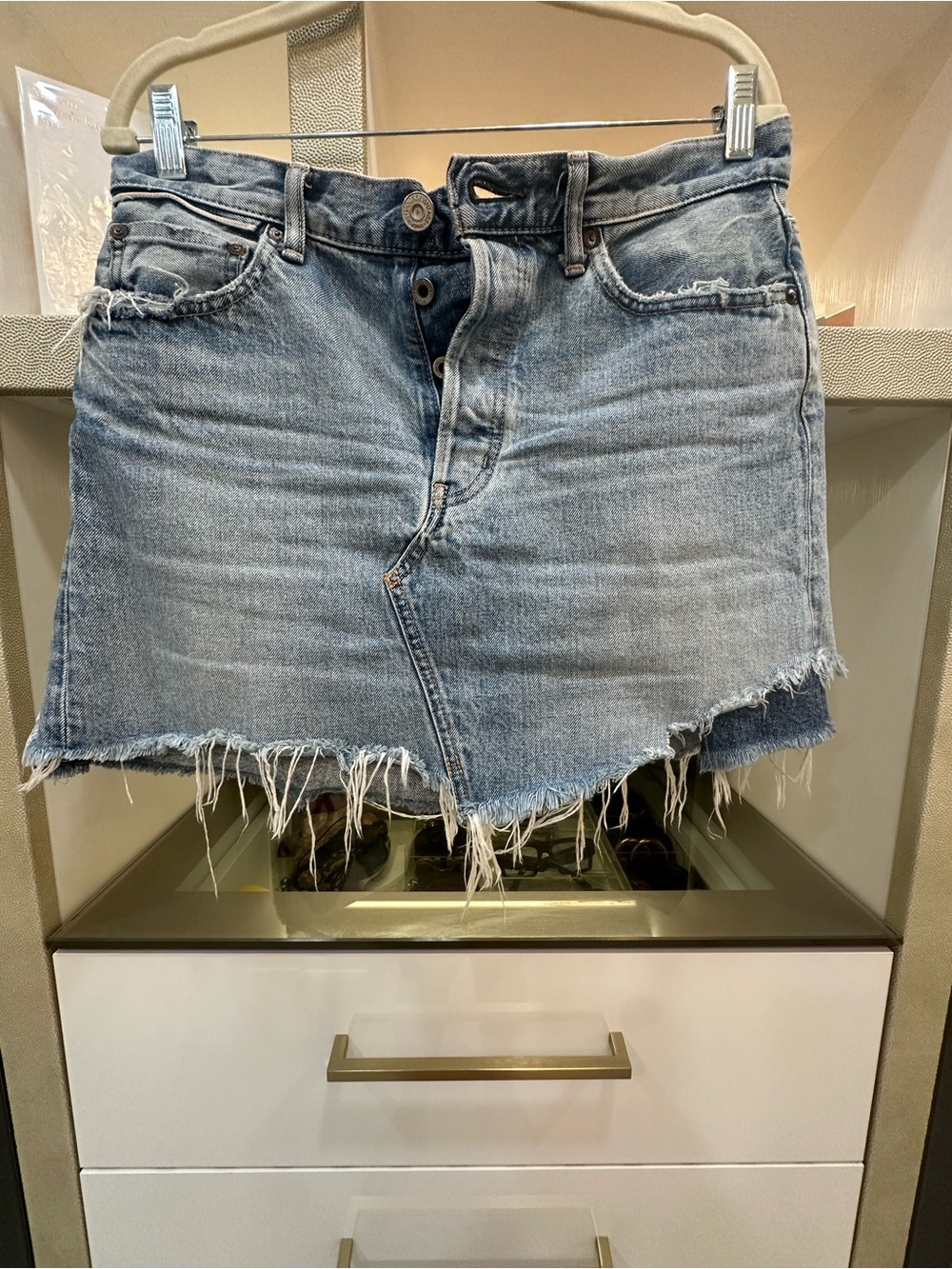 Moussy Light Blue Distressed Denim Mini Skirt with Frayed Hem Size 29